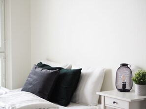 Exclusive Studio | Individually decorated, individually furnished, laptop workspace