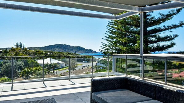 Terrace/patio - Boomerang Breeze Number One (Boomerang Beach)