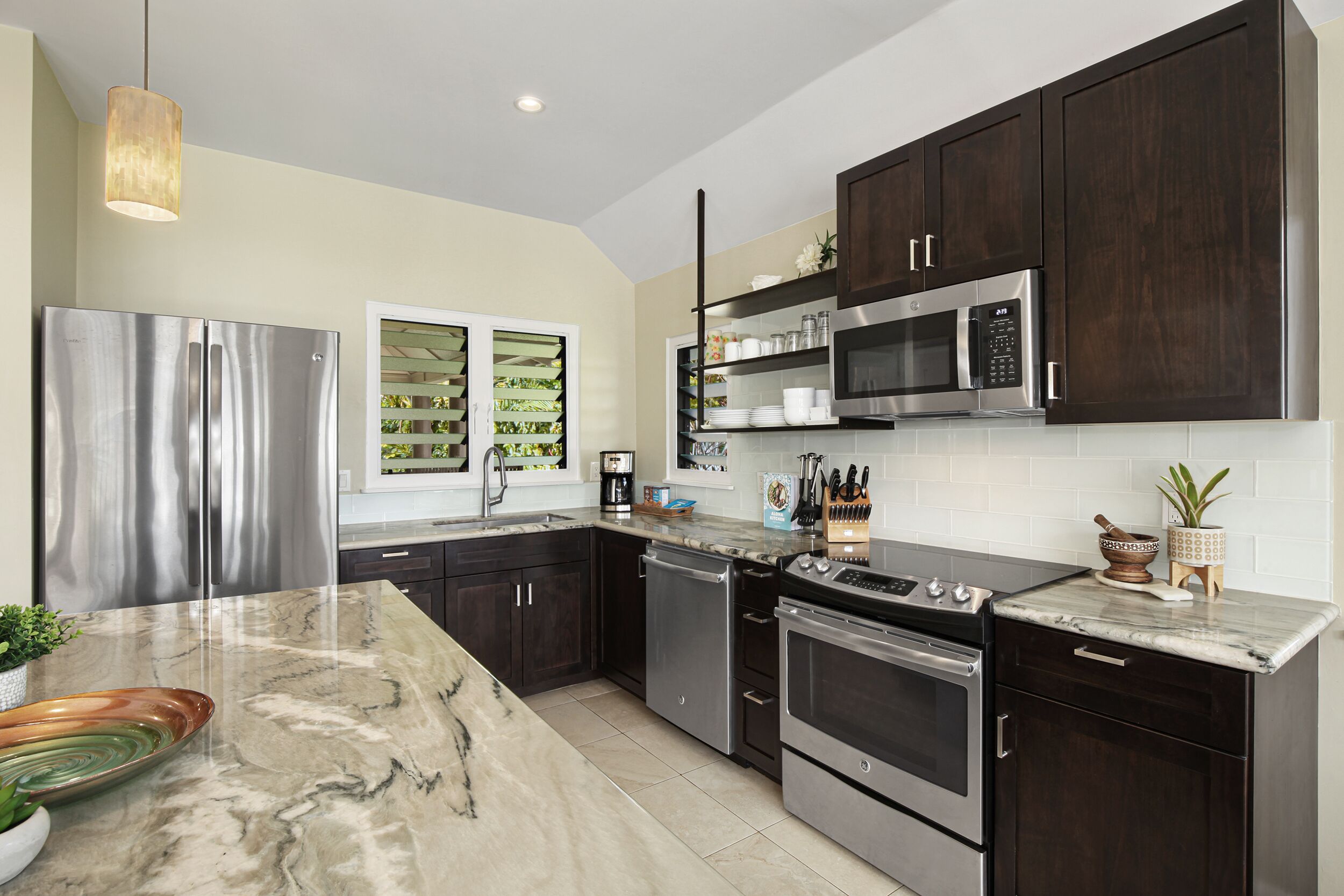 Kauai Exclusive - Lae Nani 121 - Oceanfront - Steps to the beach