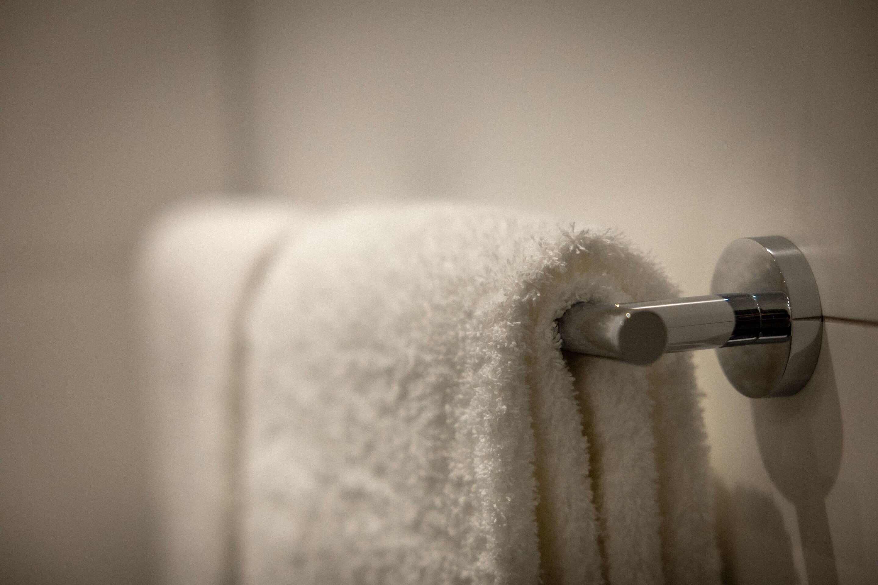 shower, rainfall showerhead, free toiletries, hair dryer