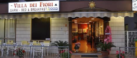 Facciata della struttura