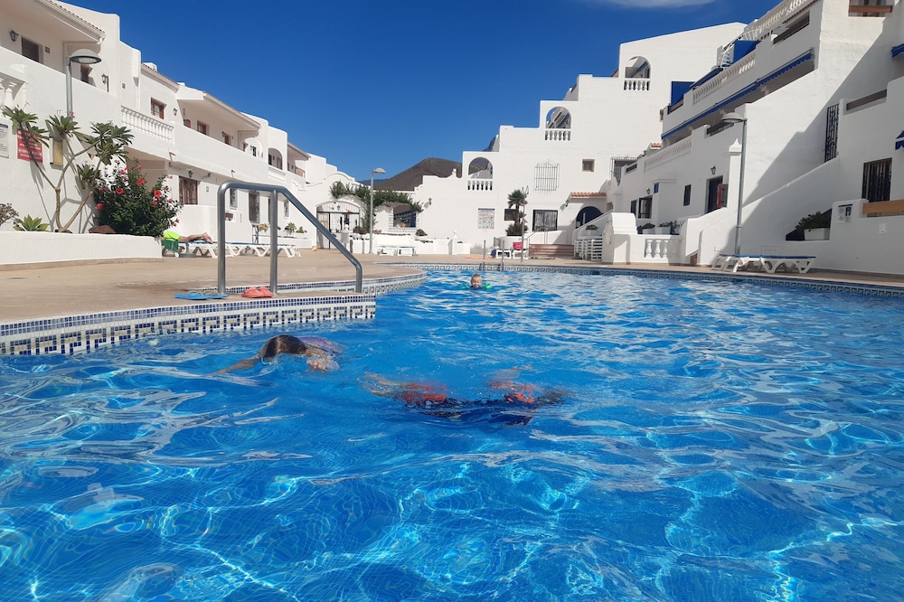 Beautiful, luxury, comfort and clean apartment in a prestigious location.