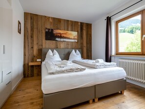 10 bedrooms, bed sheets - Chalet Westendorf Large (Westendorf)