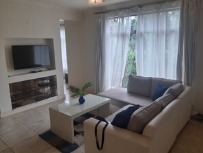 TV, DVD player