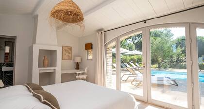 Stunning family villa with private pool and tennis court
