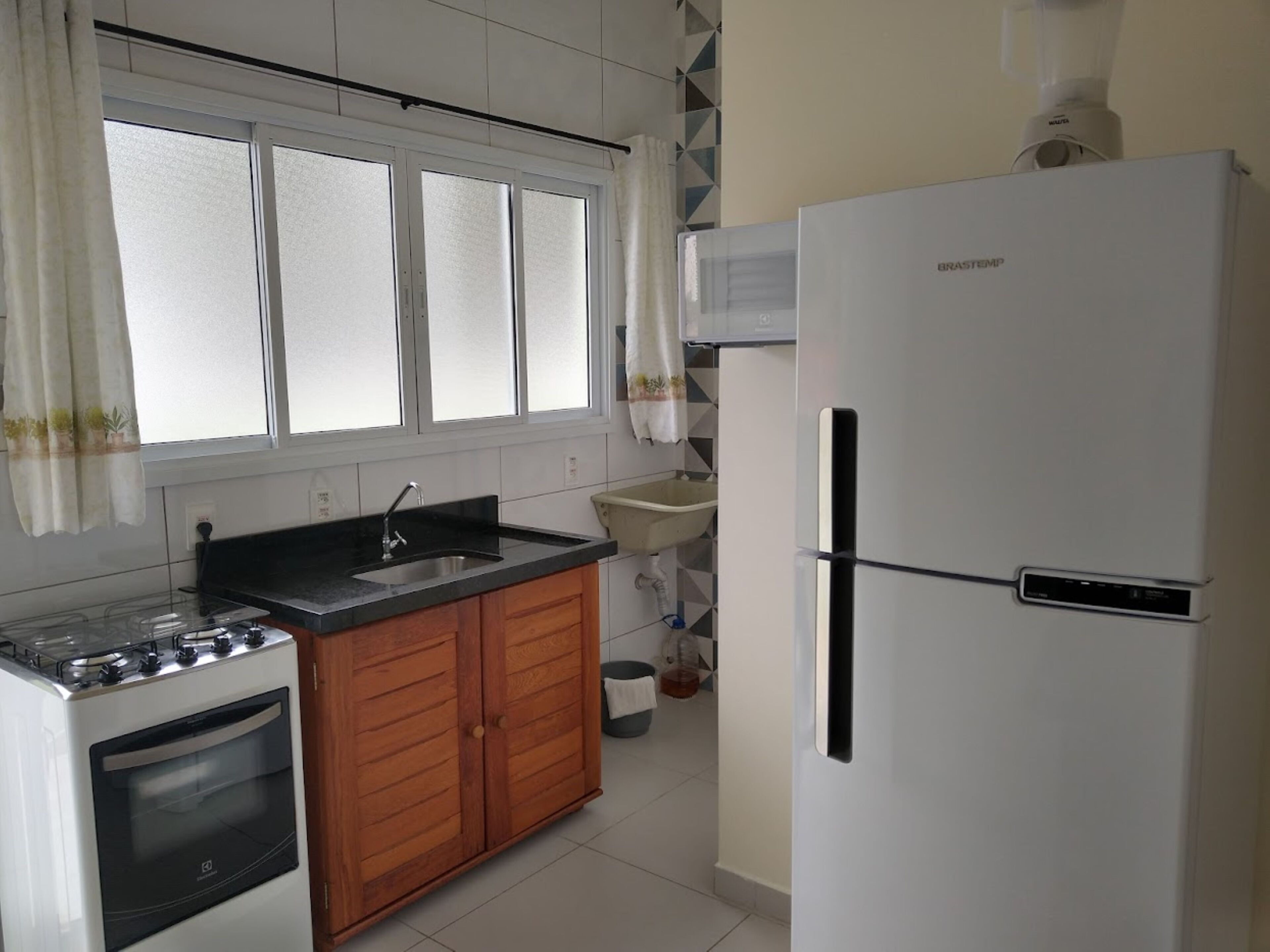 Apartment with 1 bedroom, furnished, swimming pool, playground and barbecue.