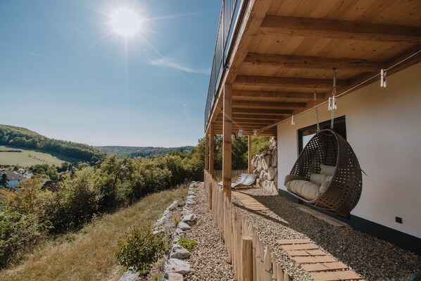 Terrace/patio - Edersee-Chalet - Your 5-star feel-good house on Lake Edersee (Waldeck)