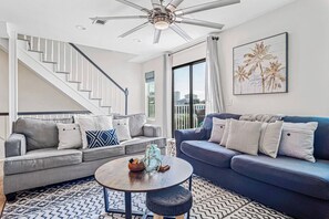 Smart TV - Oct Fishing Rodeo Availability! - On Water - Snowbird Paradise! - Paddleboards (Destin)