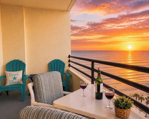 Outdoor dining - Stunning Oceanfront Condo with Breathtaking Sunrise & Sunset Views!!! (Daytona Beach Shores)