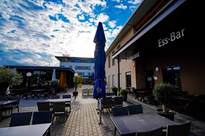 Terrace/patio - Hotel Viktorosa (Hofgeismar)