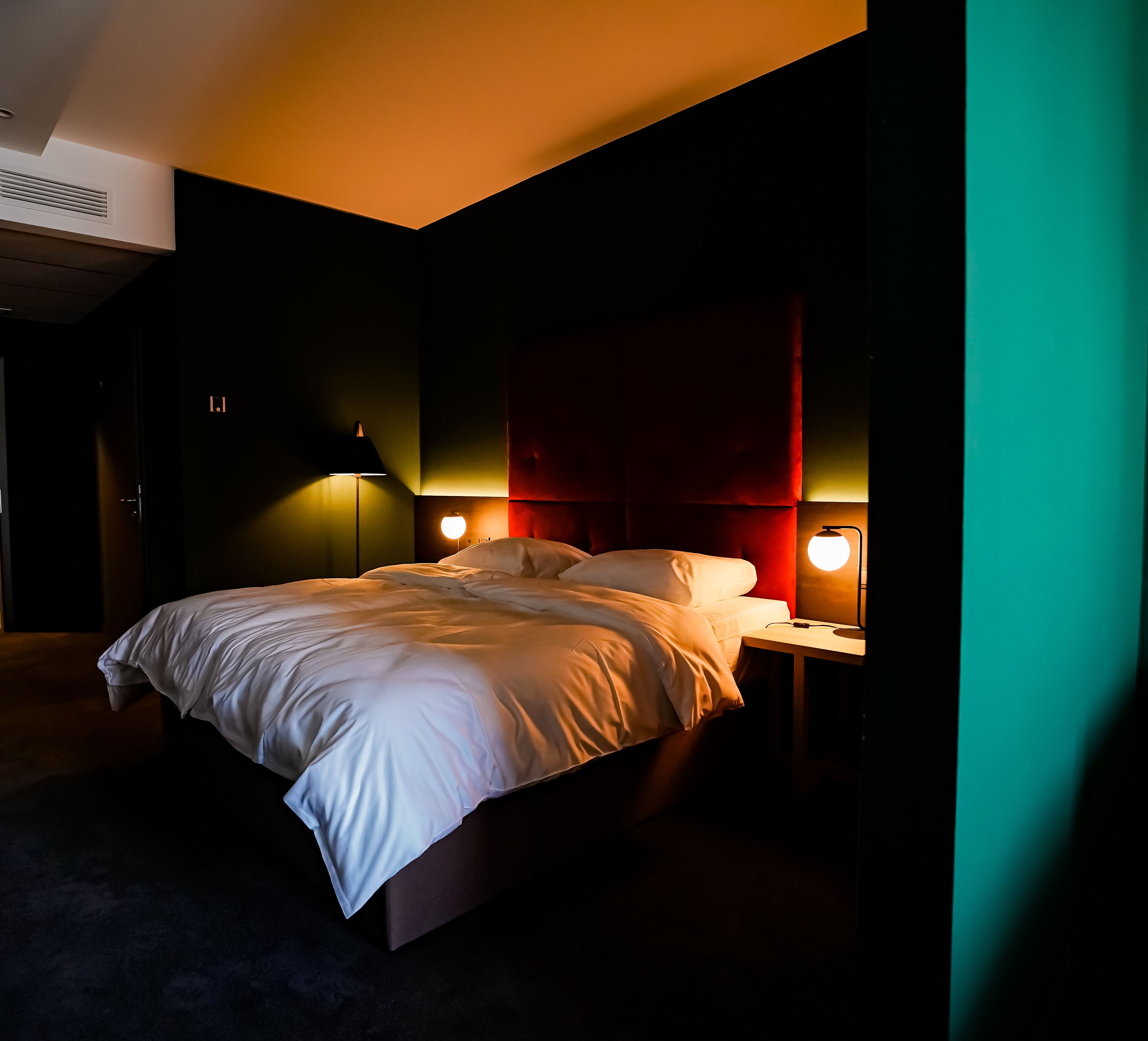 family double or twin room | minibar, in-room safe, laptop workspace, soundproofing