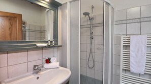 Hair dryer, towels - Il Corno, Radda in Chianti, Siena and Chianti (Radda in Chianti)