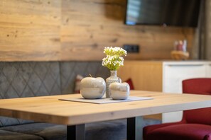 Superior Apartment | In-room dining