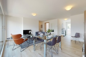 Basic Apartment, Multiple Beds | Private kitchen - Nonanteneuf Aigle (Aigle)