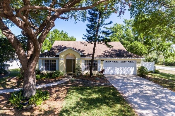 Villa, 3 Bedrooms | Property grounds - 3 Bedroom Disney Vacation Villa by RedAwning (Davenport)