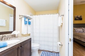 3 bedrooms, free WiFi - 3 Bedroom Disney Vacation Villa by RedAwning (Davenport)