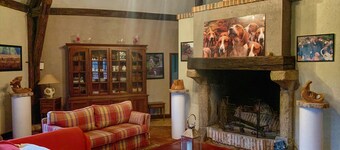 Magnificent estate in Sologne on 53 hectares 25 people