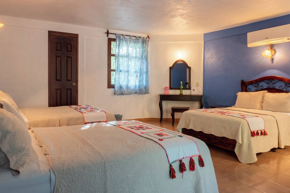 comfort quadruple room, pool view (helechos 1) | egyptian cotton sheets, premium bedding, individually decorated