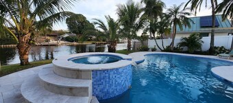 Blue Buddha Beach - Private Pool/Spa & Home Cinema