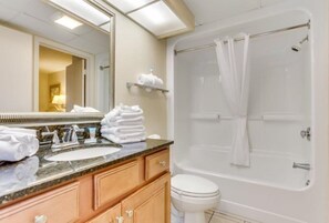 Bathroom - Atlantica Resort 751 (Myrtle Beach)