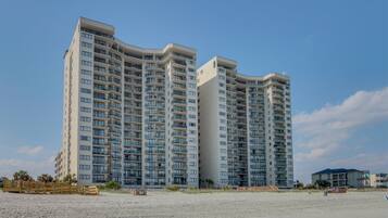 Penthouse, 4 Bedrooms, Balcony (1701) | Beach | On the beach