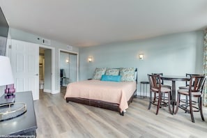 Condo, 2 Bedrooms, Balcony, Partial Ocean View (2651) - Sand Dunes Resort By Escape (Myrtle Beach)