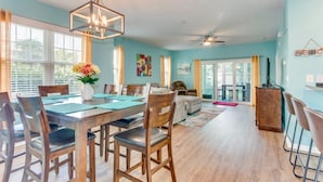 Private kitchen - Ocean Keyes 1701 (North Myrtle Beach)