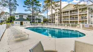 Pool - Ocean Keyes 1701 (North Myrtle Beach)