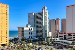 Condo, 2 Bedrooms (533) | Exterior