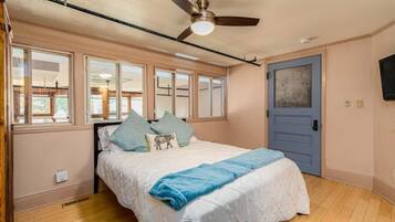 2 chambres, fer et planche Ă repasser, Wi-Fi, draps fournis