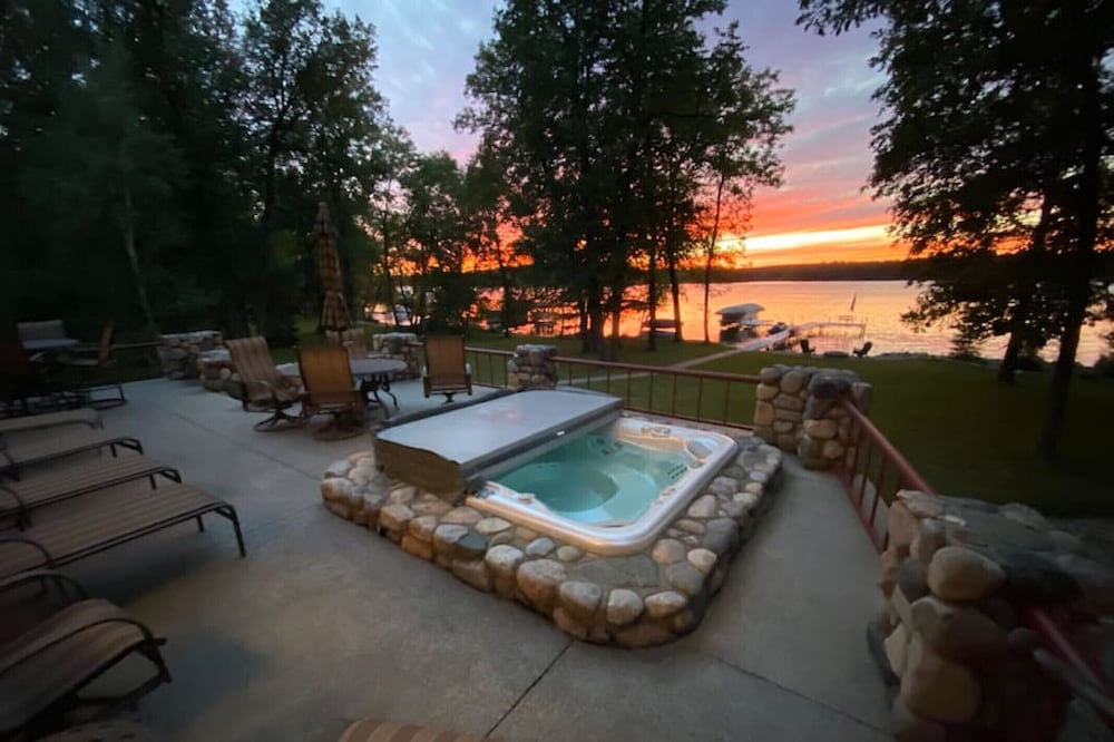 Day Spring Long Lake · Lake Front custom estate home, hot tub, gym ++++