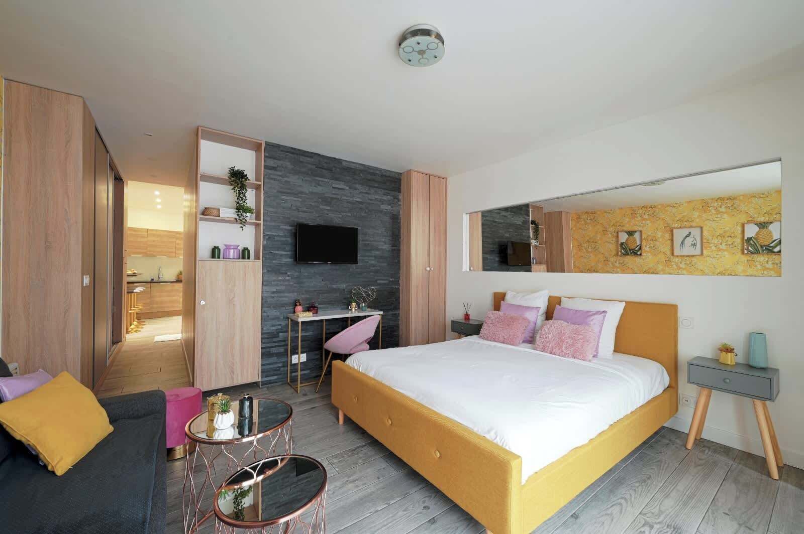 アイロン / アイロン台、WiFi、ベッドシーツ