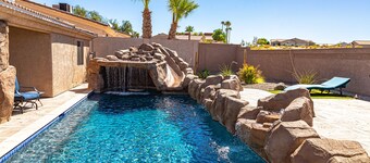 Family FUN 5 bdrm  5 bath lake close waterslide pool oasis! 
