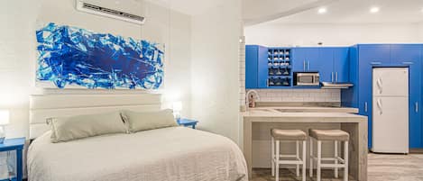 1 多间卧室、客房内保险箱、熨斗/熨衣板、免费 WiFi