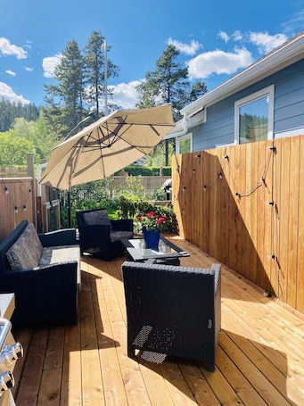 Terraza o patio. PROMO 5% WEEKLY DISCOUNT, ONLY FOR NOV/ DEC /JAN /FEB.
Downtown Jasper Suite