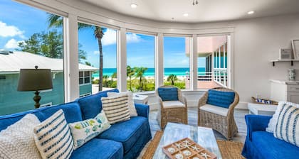 Beachfront Condo! Gulf Views, Pool, and Balcony