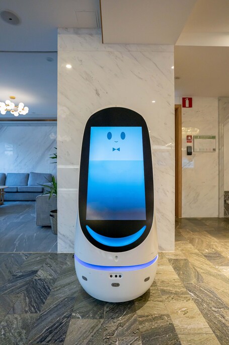 Livington Hotel - view 3