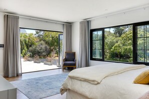 5 Schlafzimmer, Bügeleisen/Bügelbrett, WLAN, Bettwäsche