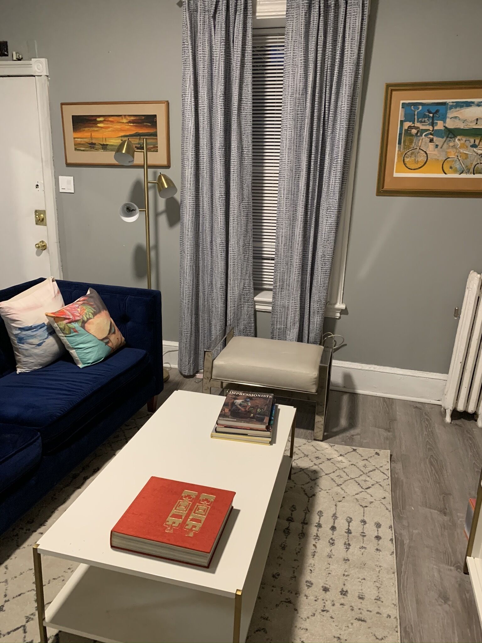 Chic & Stylish 2BR with separate entrance downtown