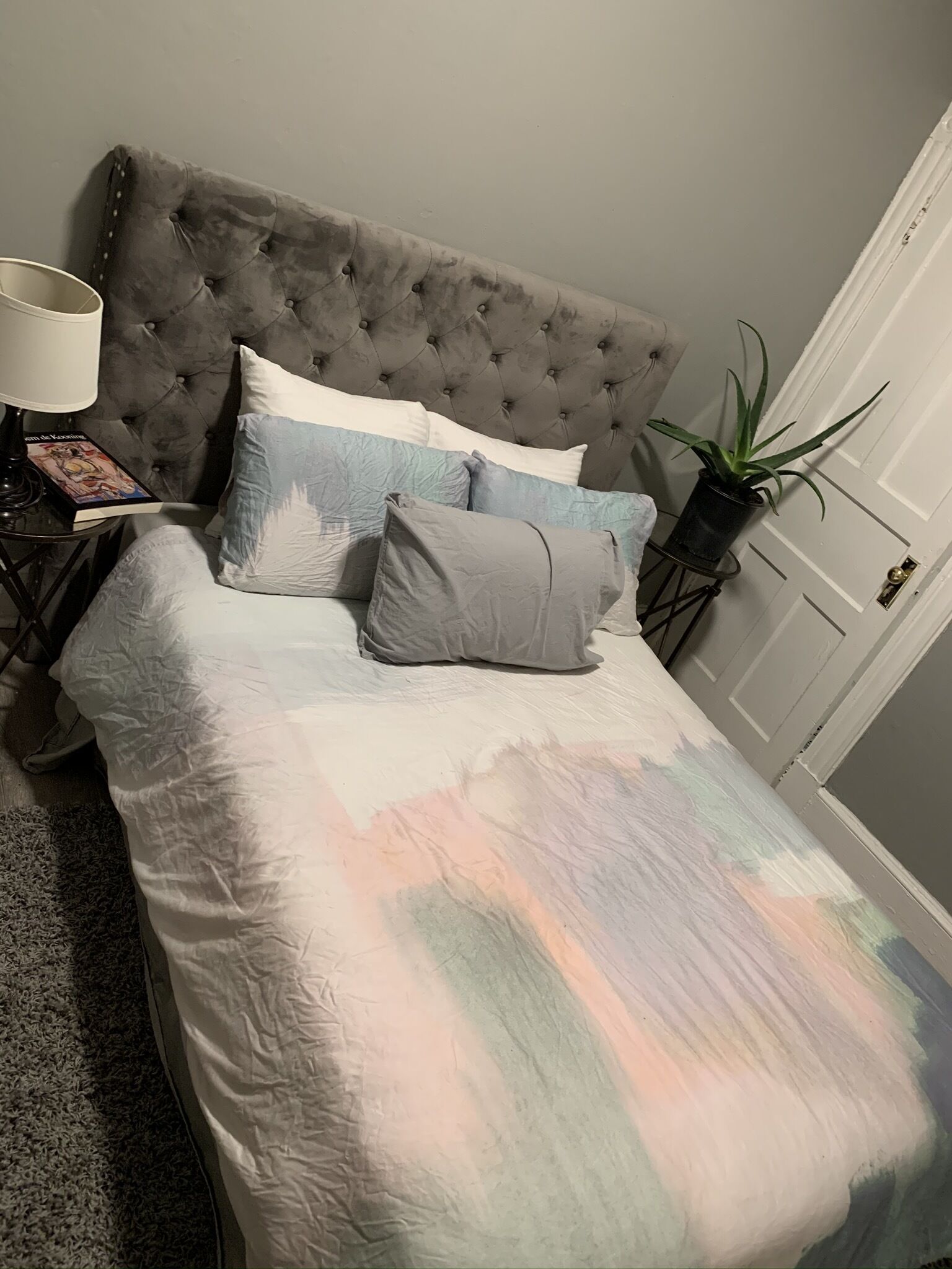 Chic & Stylish 2BR with separate entrance downtown