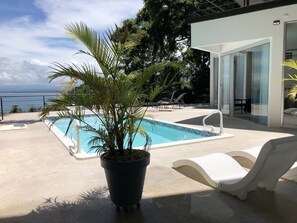 Piscina a l'aire lliure 