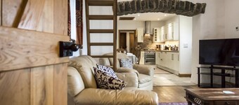 Orchard Cottage - Barn Conversion - Beavers Hill