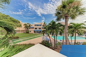 A heated pool - Unit #212 Sand Cay Beach Resort Pool and Garden View (Longboat Key)