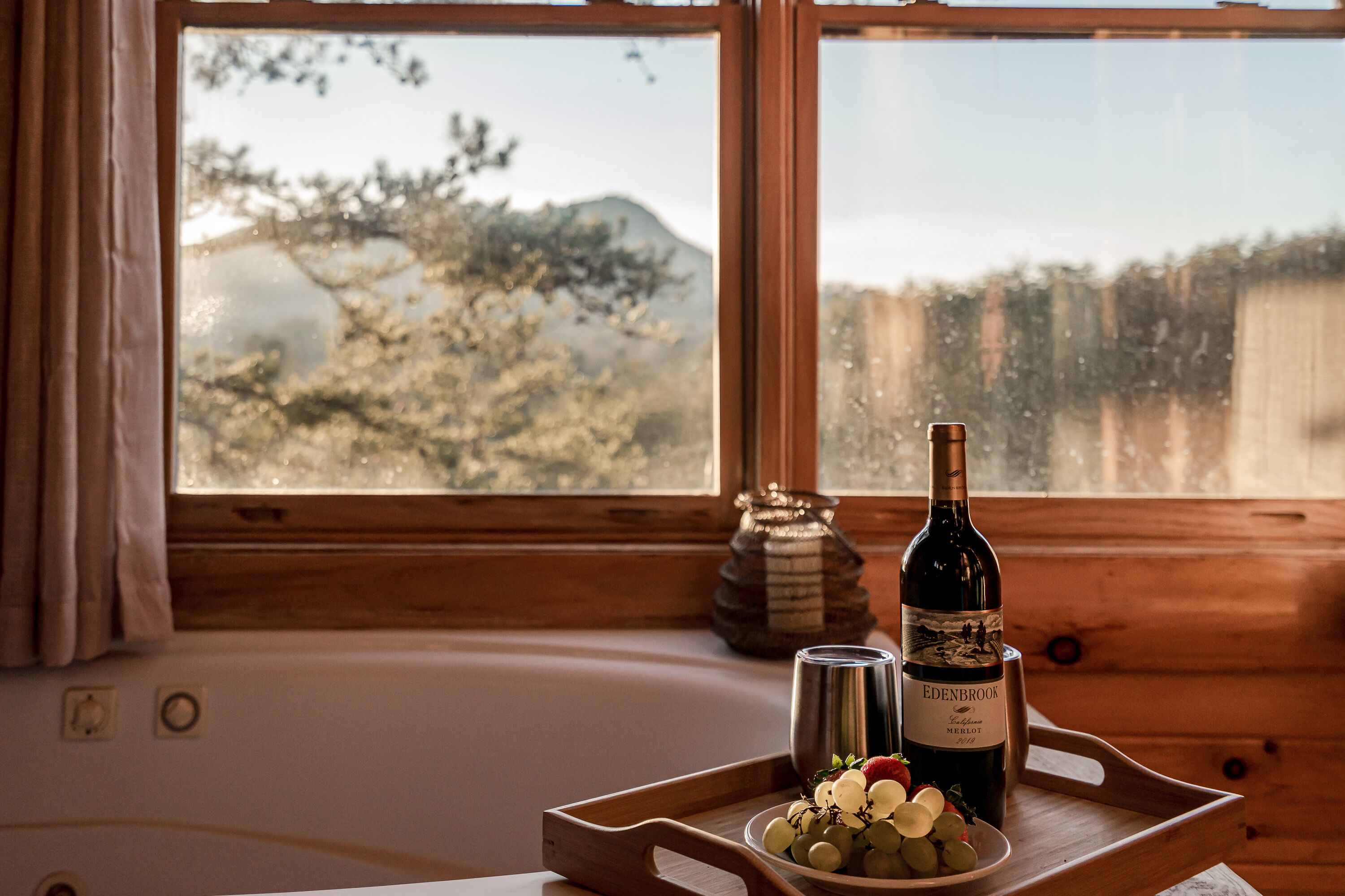 Premium Cabin | Private spa tub