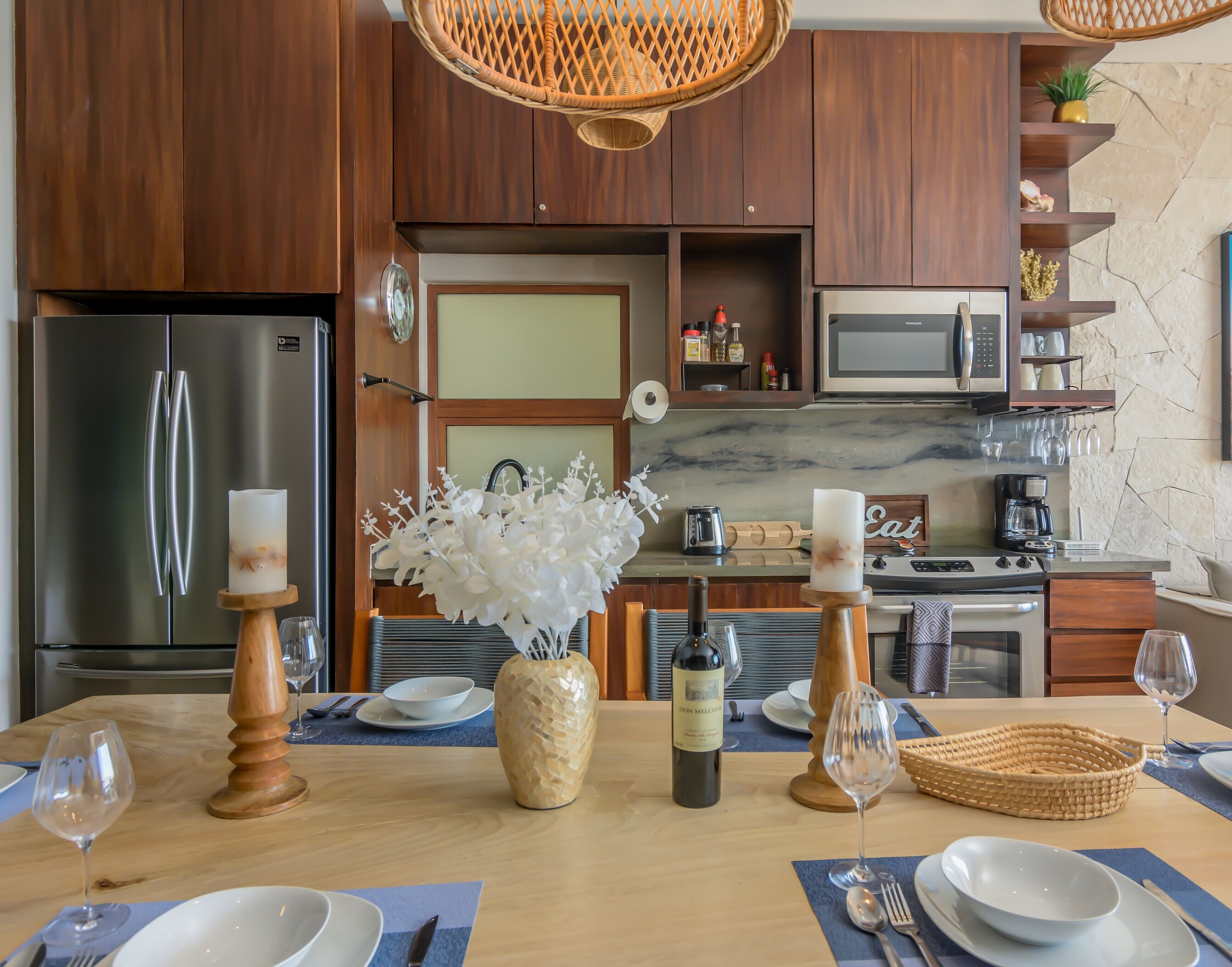 NEW! PENTHOUSE CONDO ON THE BEACH with PRIVATE ROOFTOP POOL!