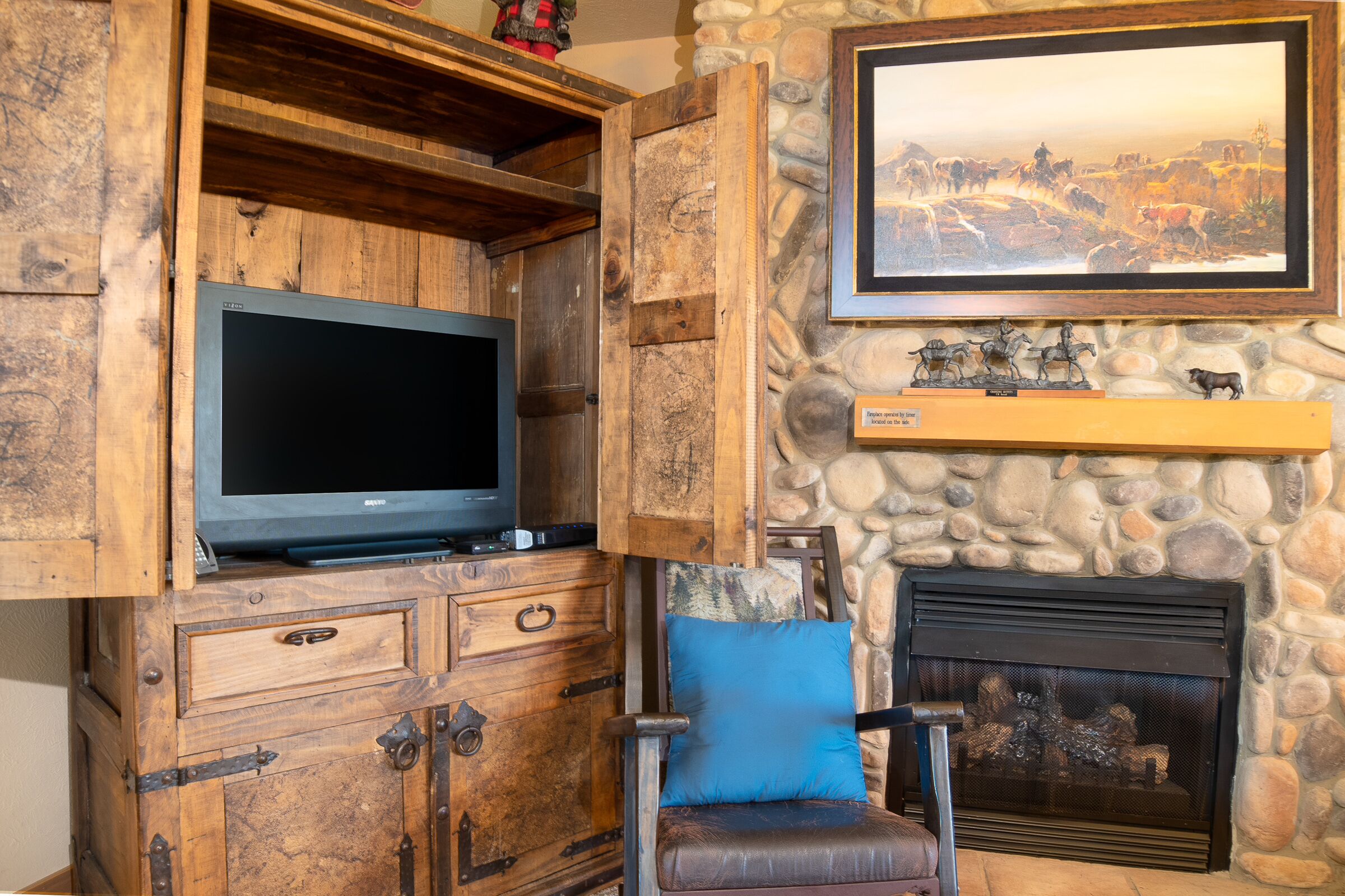 Spacious Country Cabin (2BR+Loft) in Branson Theatre District