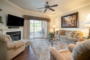 Smart TV, DVD player