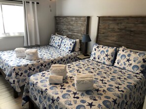 2 bedrooms, iron/ironing board, free WiFi, bed sheets