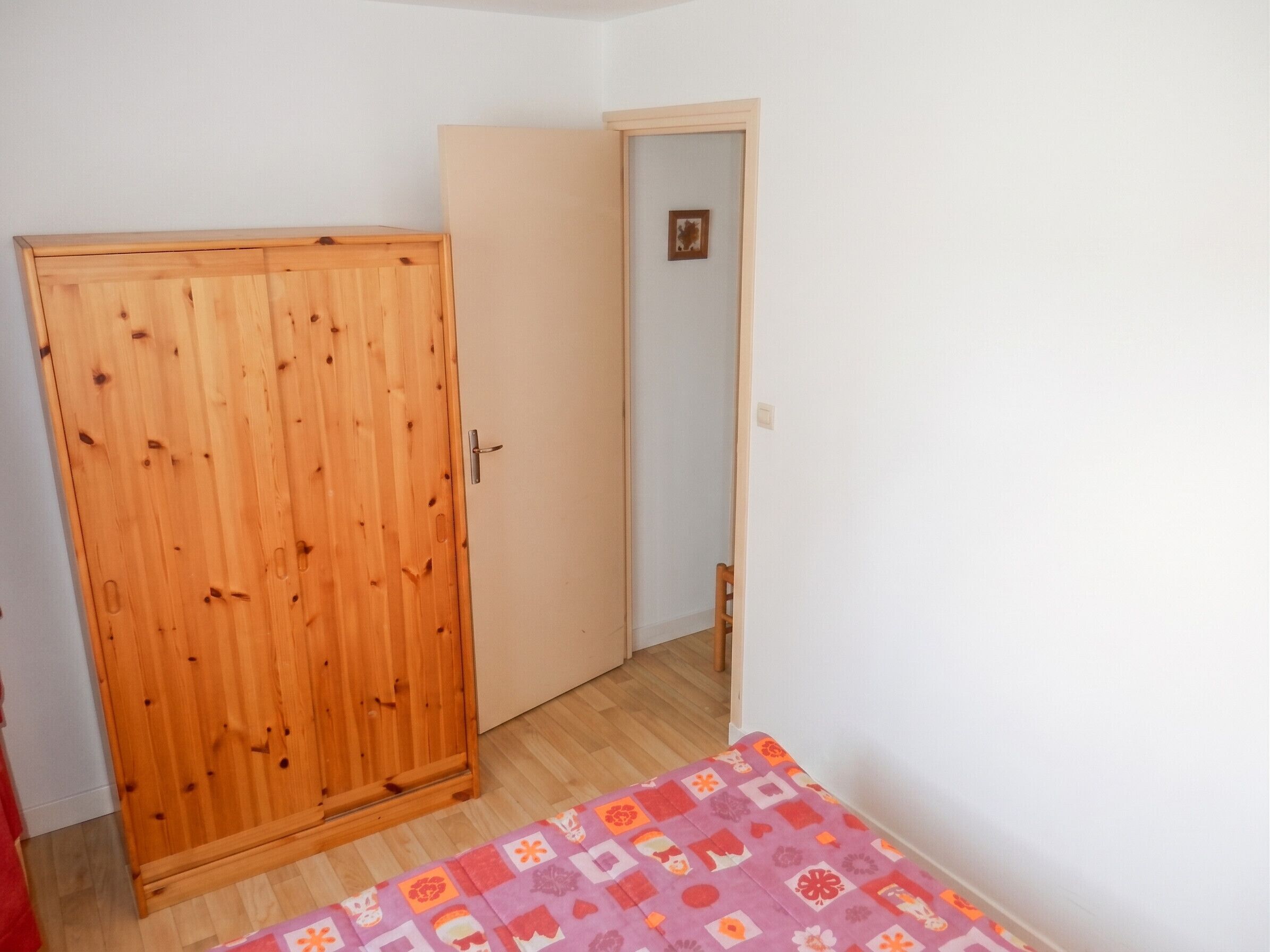 3 bedrooms, desk, WiFi