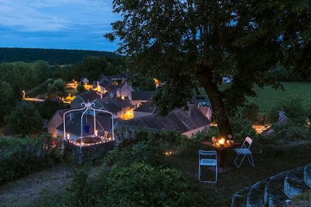 Garden. Le Domaine des Carriers - Chambres
